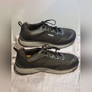 KEEN Utility ASTM F2413-18 Steel Toe Work Mesh Shoes Black/Gray 9.5W